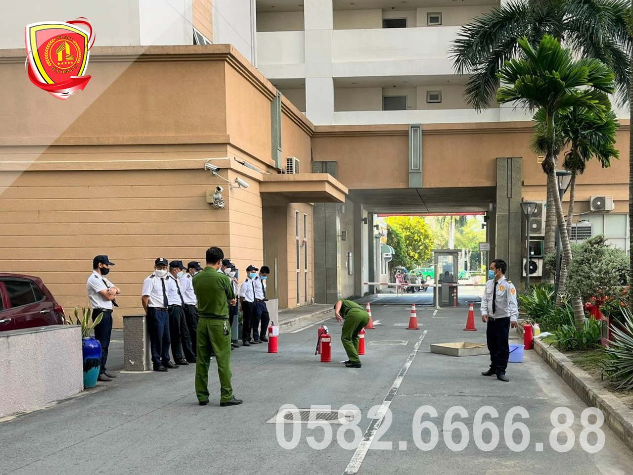 bảo vệ xe cho nhà hàng